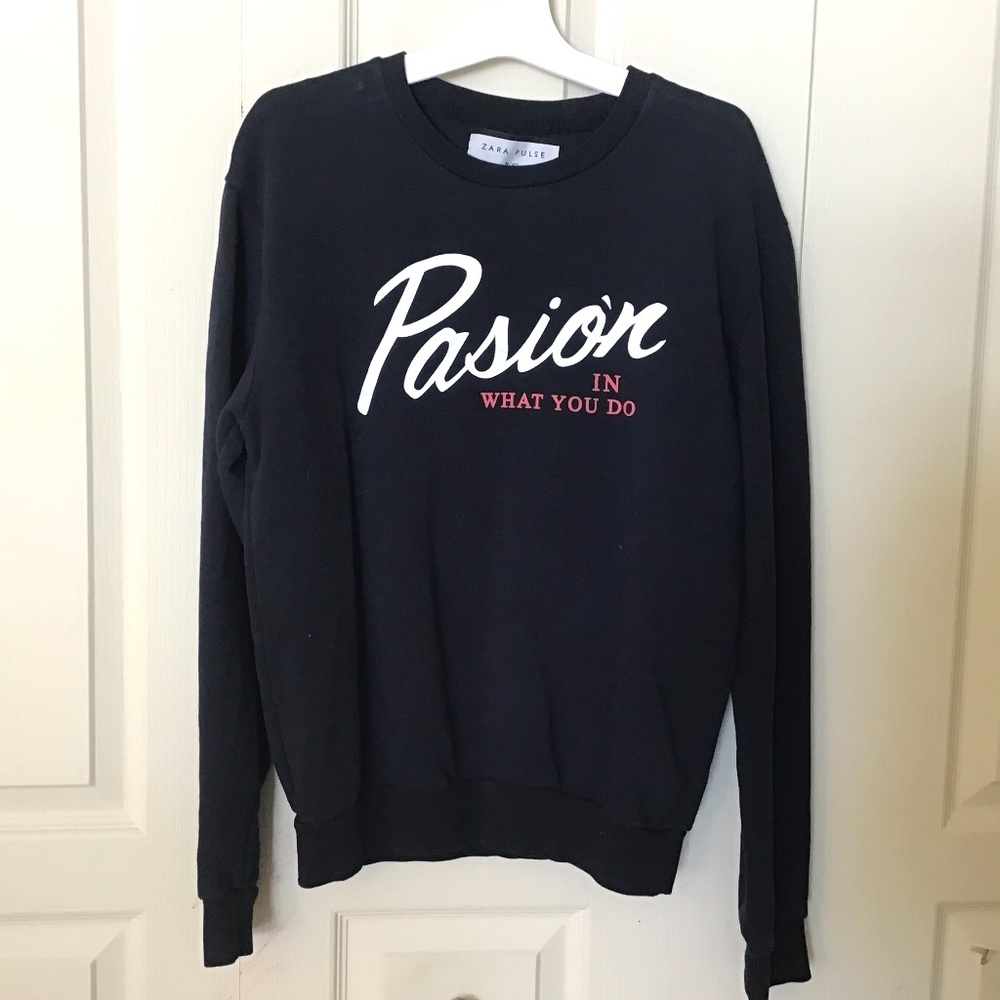 Zara Pulse Sweatshirt Size M